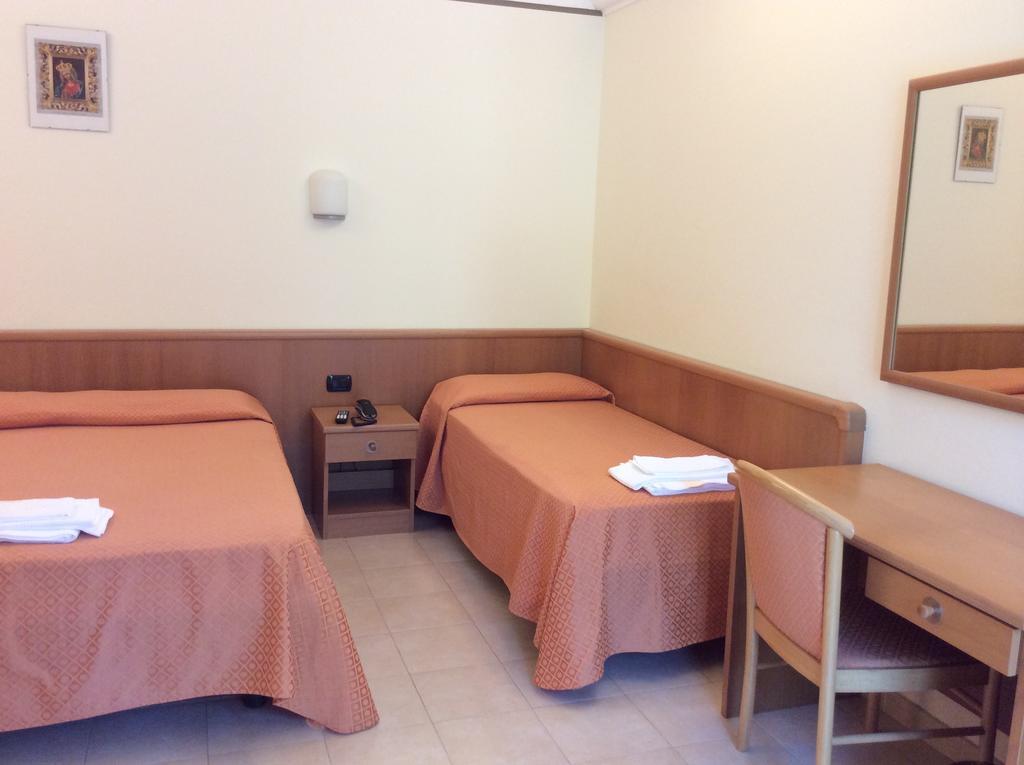 Hotel Il Saraceno Volastra Szoba fotó